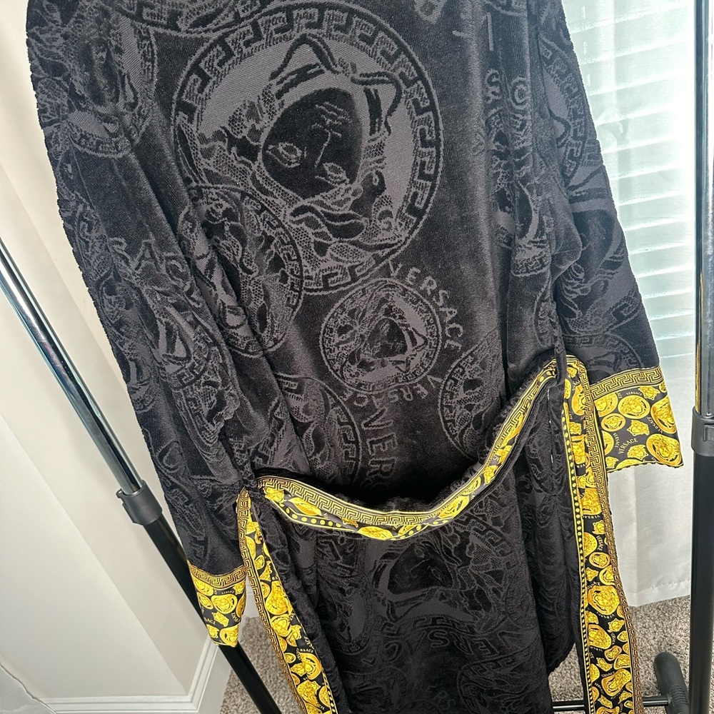 A men Xl Versace Robe